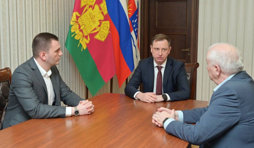 Администрация: в море у Сочи следов нефти не обнаружено