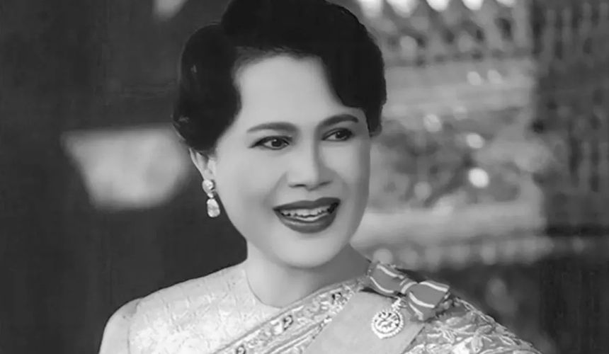 Таиланд не стал вводить строгие ограничения для туристов на время траура по королеве-матери