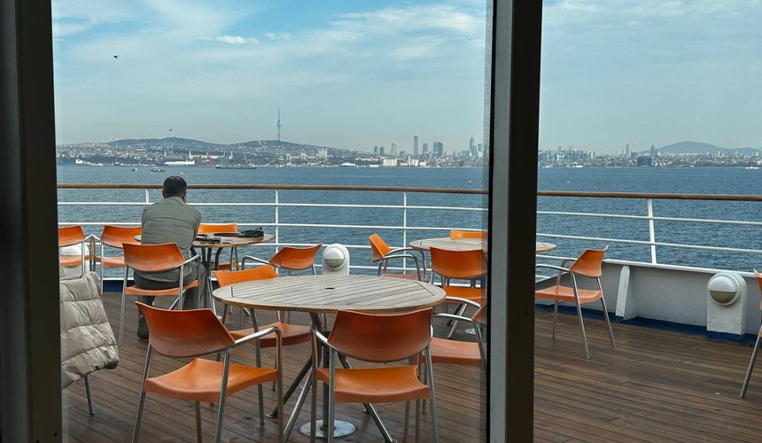 Круизный лайнер Astoria Grande возвращается в Сочи после запрета на заход в Стамбул