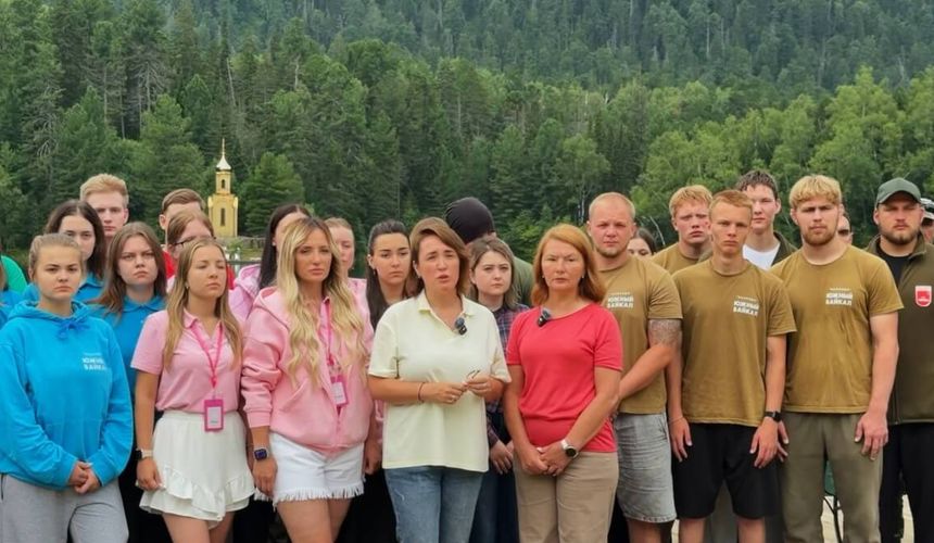 «Устали от проверок»: сотрудники экопарка на Байкале записали обращение к Путину