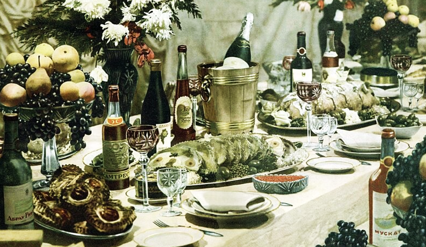 Русский колорит, джаз и кавказский шансон: что предложат отели Сочи на Новый год