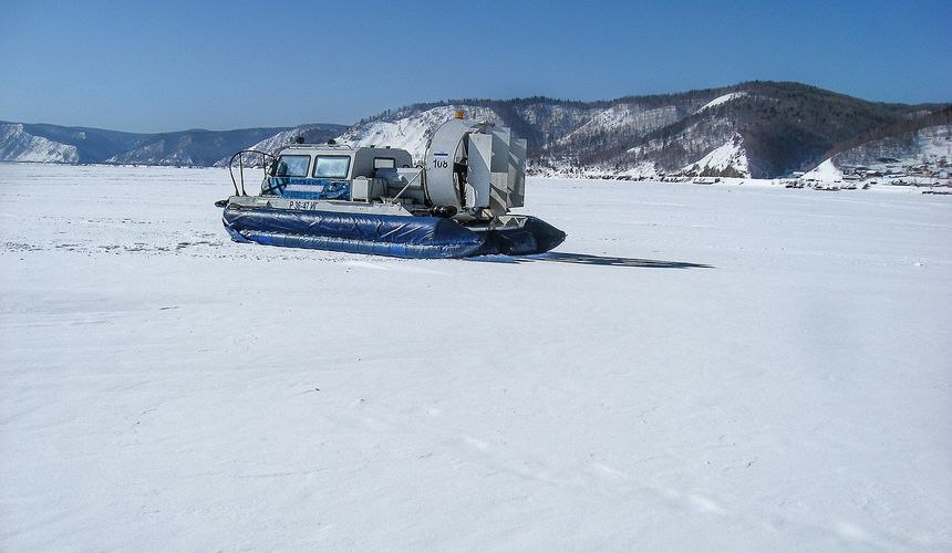 На Байкале появятся ледяные трассы для перевозки туристов