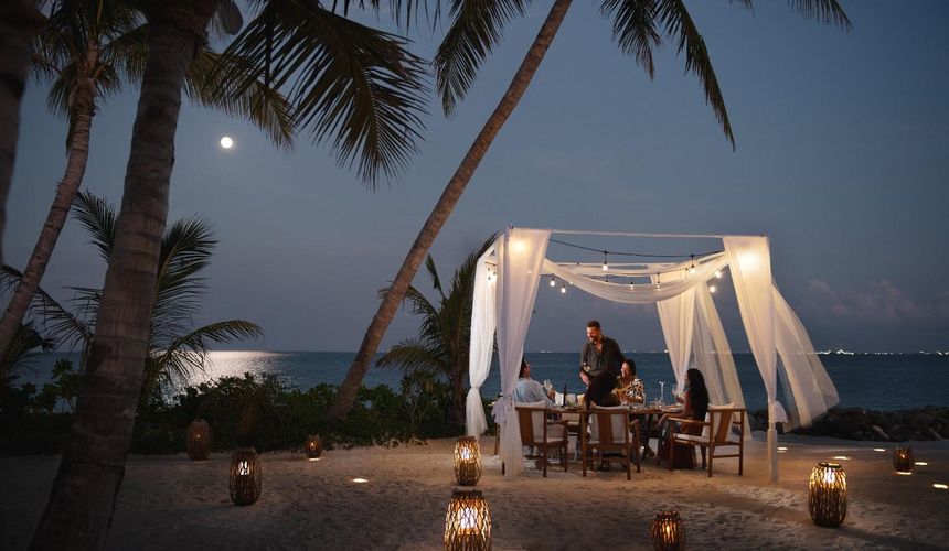 Звездные праздники на Мальдивах: новогодняя программа CELESTIAL в Hilton Maldives Amingiri Resort & Spa