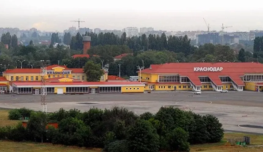 СМИ: аэропорт Краснодара активно набирает сотрудников 