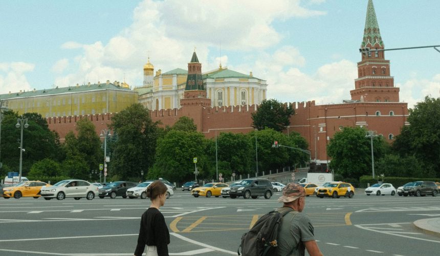 Ястребов Московского Кремля спрятали от туристов