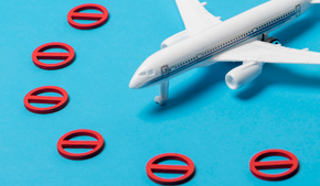 Air Arabia отменяет туристам рейсы в апреле