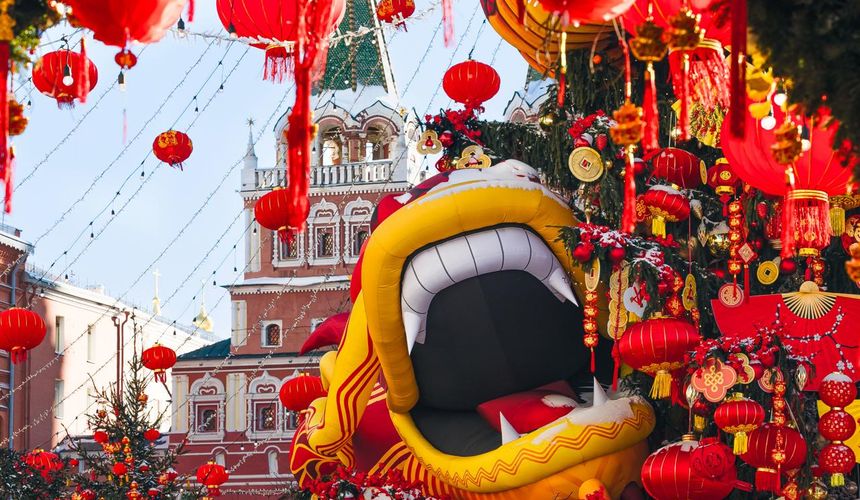  Большинство туристов из Китая приезжают в Москву самостоятельно