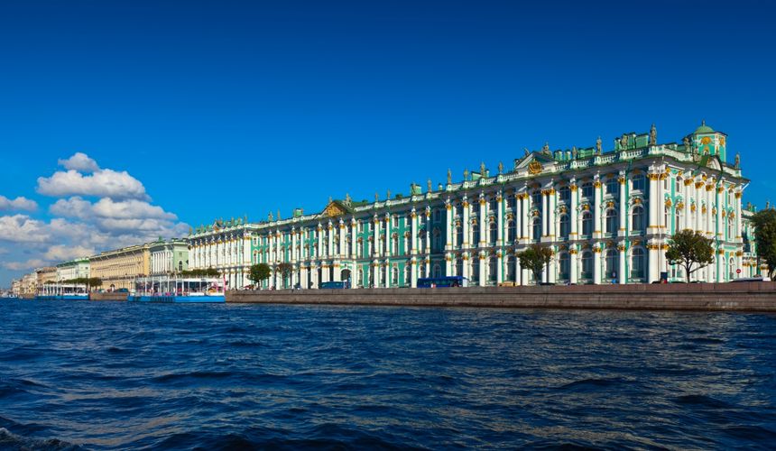 Поездка в Питер из Екатеринбурга на майские сравнима по цене с отдыхом в Турции