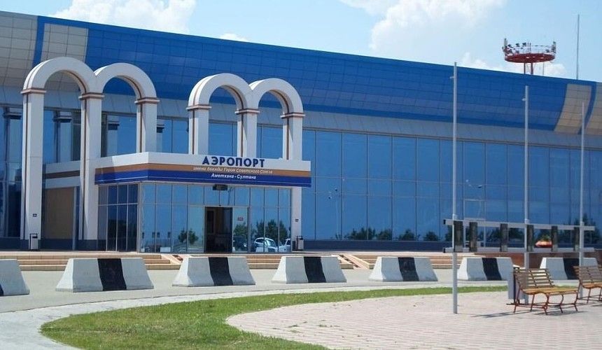 Недельного перерыва не будет: аэропорт Махачкалы откроют для туристов сегодня ночью