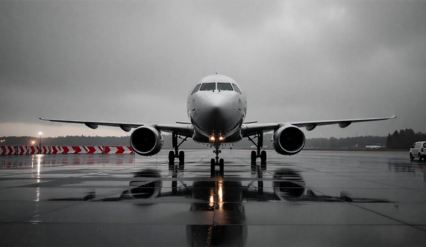 Qatar Airways задержала и отменила более 70 рейсов из Дохи