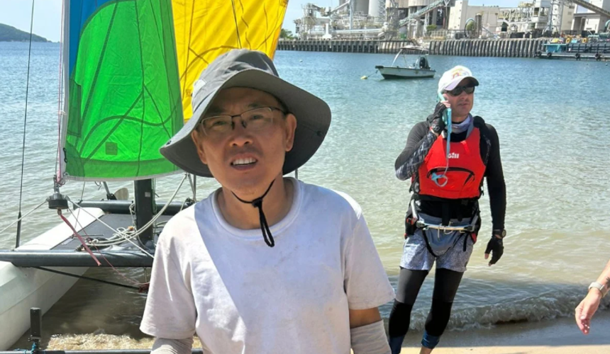 Российский турист спас китайского после 4 дней скитаний по острову Ламма 