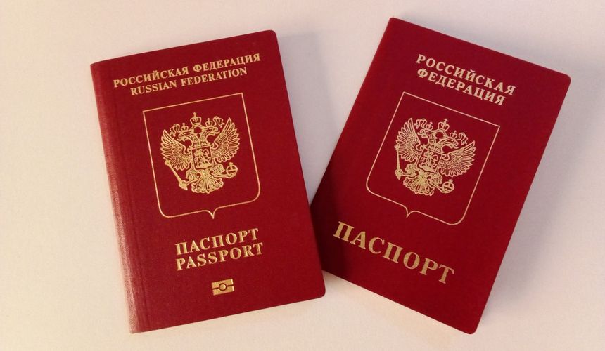Литва не будет пускать россиян с 5-летними загранпаспортами