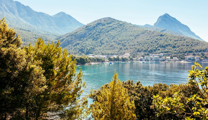 В Абхазии подорожают билеты на озеро Рица