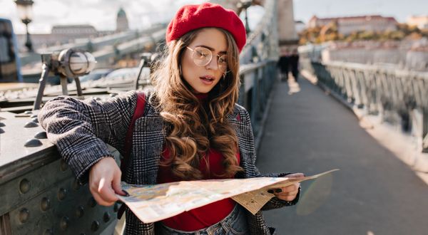 Среди главных целей сбережений у россиян оказался туризм 