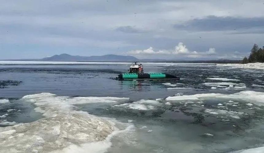 Прокуратура: на Байкале перевернулся катер с пассажирами