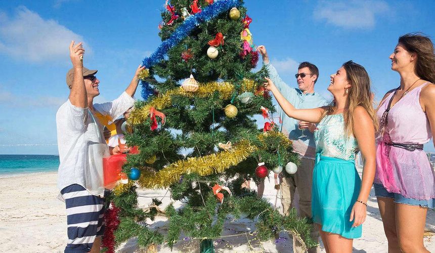 «Оливьешечка дома, а потом – в Кению»: где туристы собираются отмечать Новый год