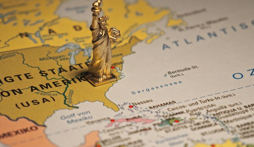 Трамп на «вечере юмора» заявил о желании сделать Венесуэлу 53-м штатом США