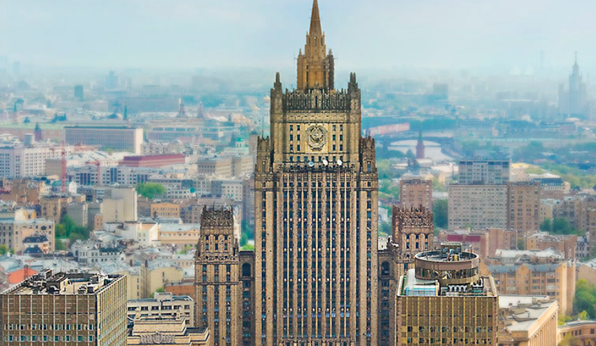 Россия запросила у Китая разъяснения по безвизу для туристов