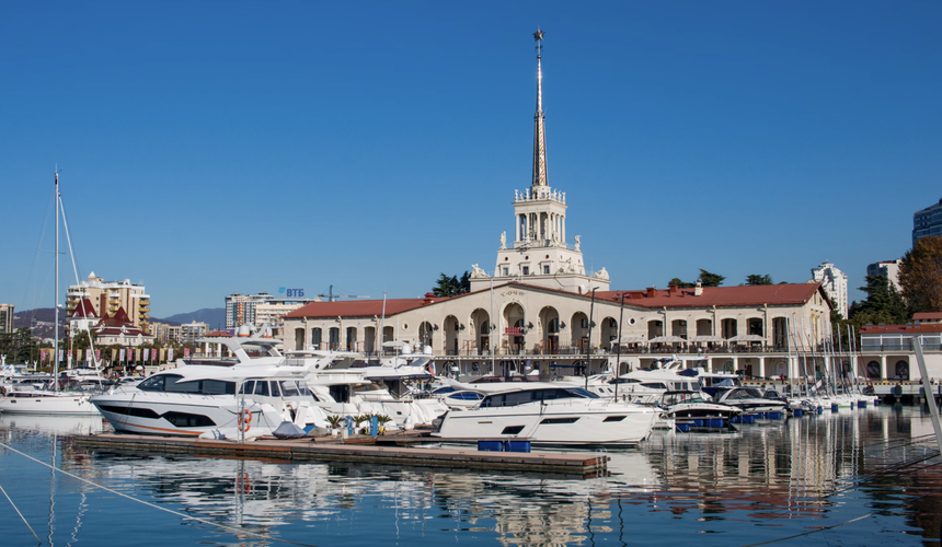 В Сочинском морпорту не знают сроки запуска парома в Турцию