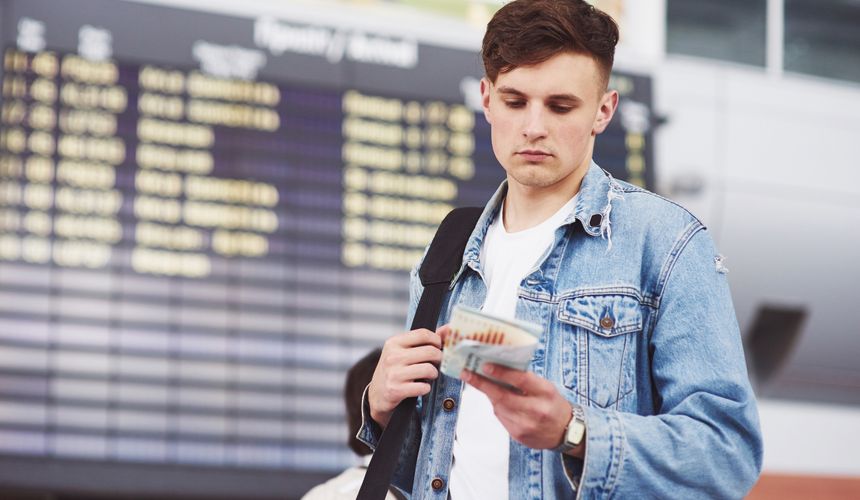 В Россию за год приехало почти 160 тысяч туристов из стран ЕС