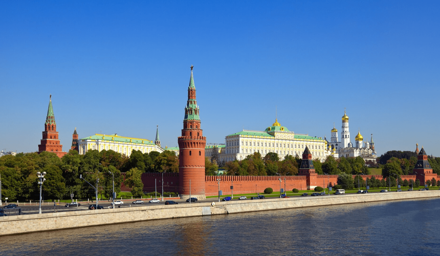 Мостуризм: иностранные туристы в первую очередь едут в Москву за сувенирами
