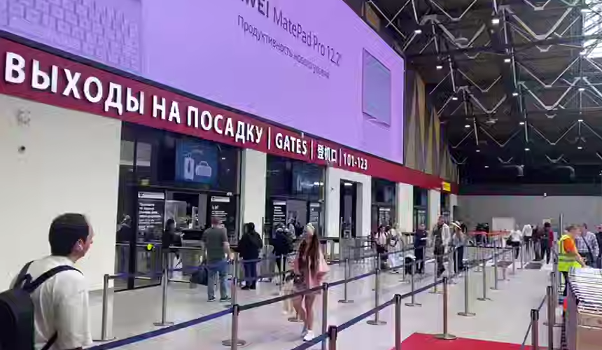 Рейс «Аэрофлота» из Новосибирска в Шереметьево задерживается на 17 часов, из Мале – на 14