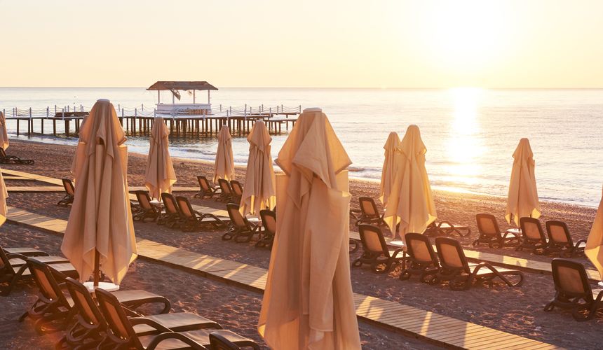 Туристы отсудили 190 тысяч рублей за отравление на отдыхе в Египте