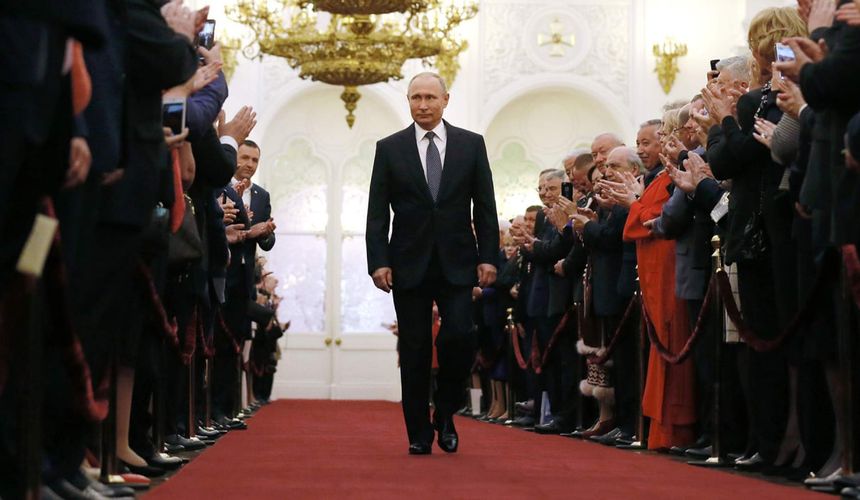 Путин поручил повысить доступность авиаперелетов для россиян