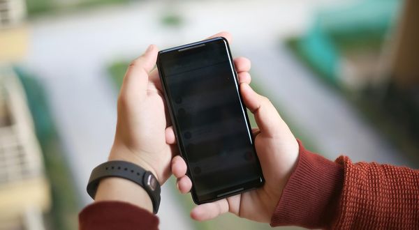 Сотовые операторы ввели льготные тарифы для российских туристов на Ближнем Востоке