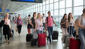 Рейсы AZUR air опаздывают из Вьетнама и Таиланда