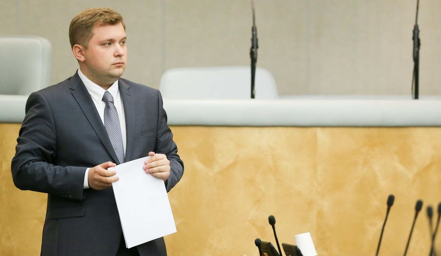 В Госдуме предлагают защитить врачей и военных от овербукинга на рейсах