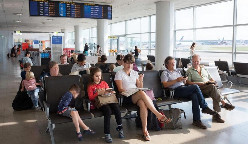 Из-за ночного «ковра» рейс из Пулково в Стамбул задержали на 15 часов