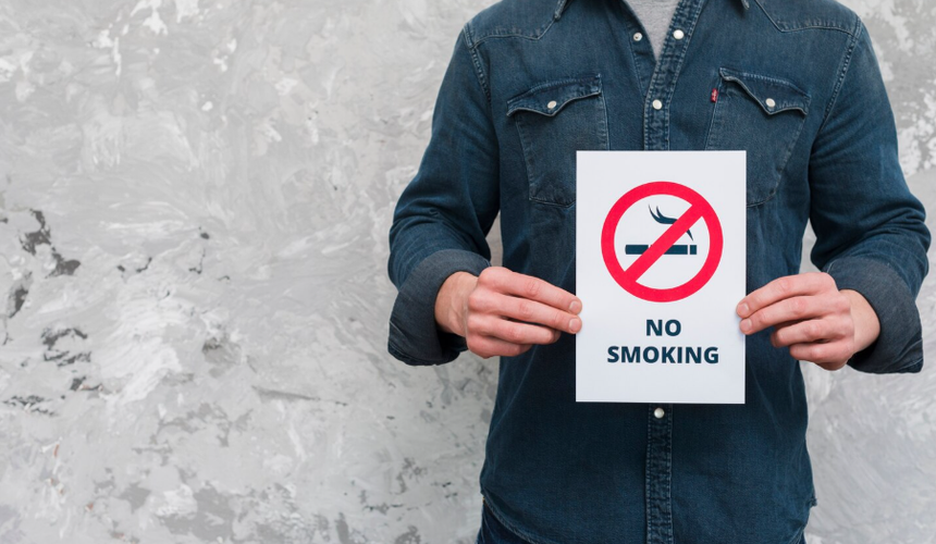 Турция повысит штрафы для любителей покурить в самолетах