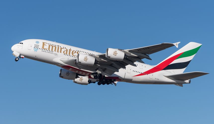 Emirates убавляет число кресел в экономе в Airbus A380 
