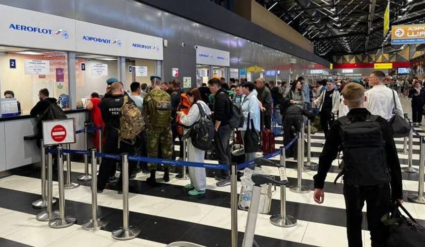 Большинство вчерашних рейсов из Шереметьево улетели сегодня ночью