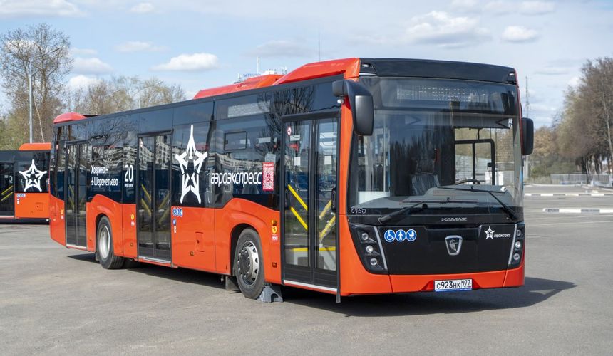 «Аэроэкспресс» вывел на маршрут до Шереметьево новые автобусы