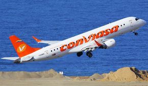 Туристы 18 часов не могут улететь на Кубу из-за неисправности самолета Conviasa