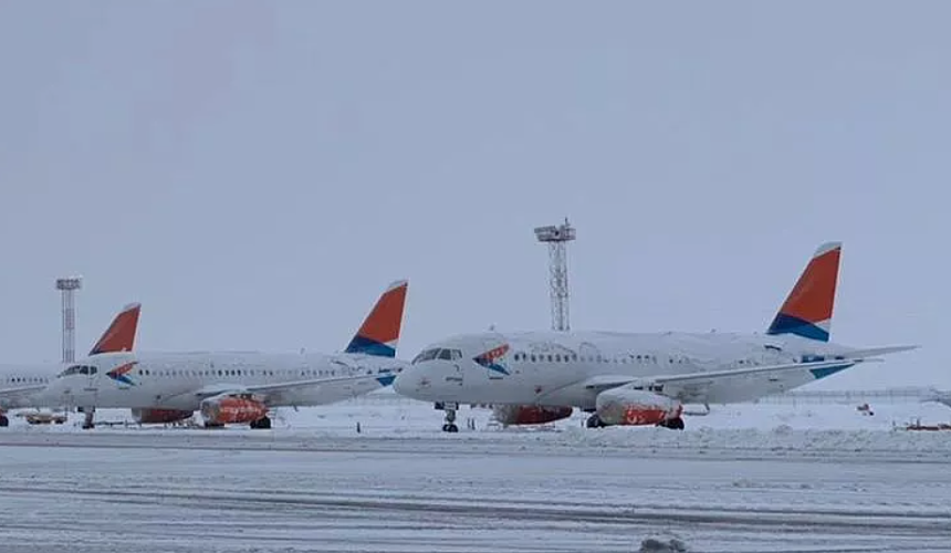 Аэропорт Краснодара работает со сбоями из-за ночного снегопада