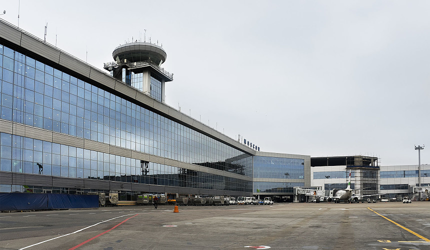 Рейсы в Таиланд и Армению из Москвы задержаны на 8–9 часов