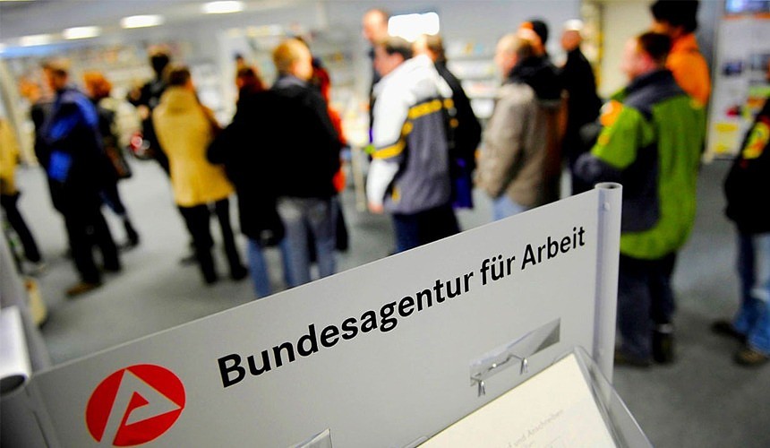 Турбизнес в Германии бьет тревогу: каждая пятая компания может разориться