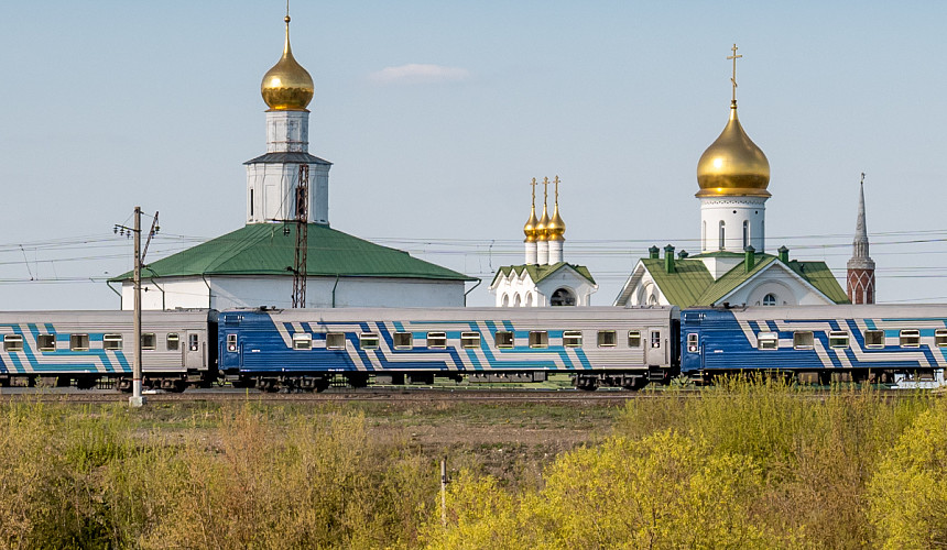Новые поезда в Крым запускают на месяц раньше, чем в прошлом году