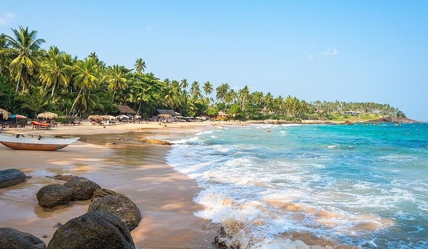 Шри-Ланка может открыться для иностранных туристов уже в январе