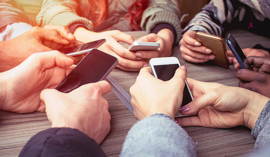 Россияне стали чаще подбирать варианты отдыха на смартфоне