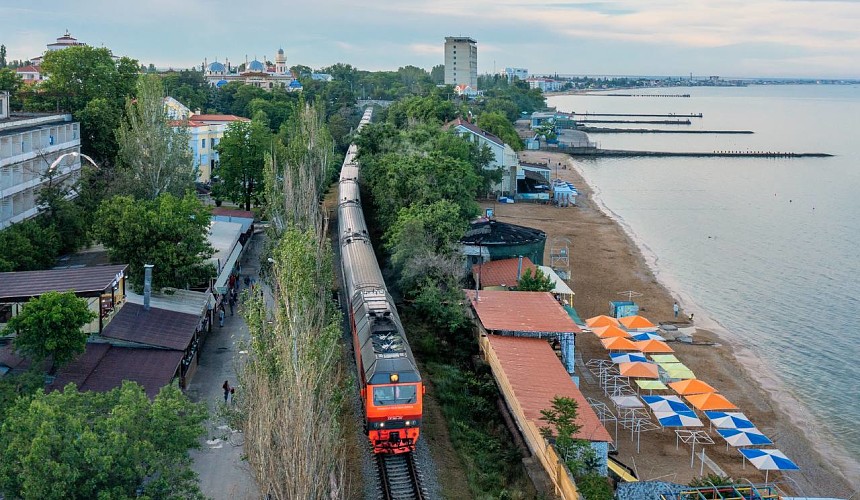 В Крым из Москвы запускают еще два поезда