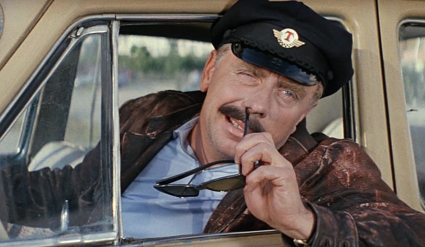 Таксист потребовал с туристки почти 20 тысяч рублей за поездку по Шереметьево