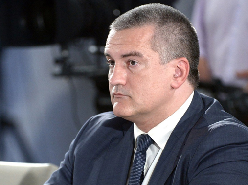Сергей Аксёнов просит не заманивать туристов в Крым раньше времени
