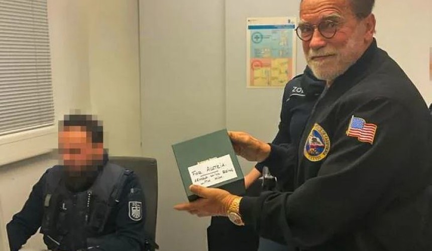 Арнольда Шварценеггера задержали в аэропорту Мюнхена из-за дорогих часов