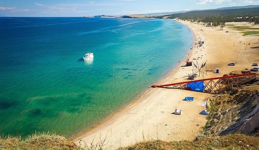Любоваться Байкалом теперь можно только в маске