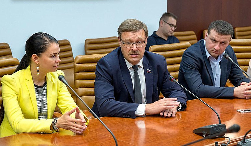 В Совфеде рассказали, закроют ли визовые центры в России