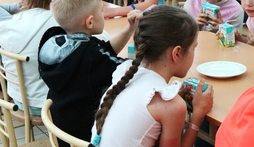 Прокуратура проверит факт массового отравления в детском лагере в Приморье